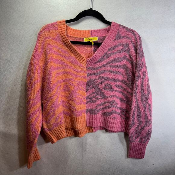 Circus NY Women's Animal Patchwork Boxy Cropped Pullover Sweater Pink Size XS - Picture 2 of 7
